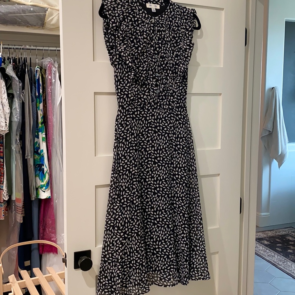 Flattering MIDI A-line Dress